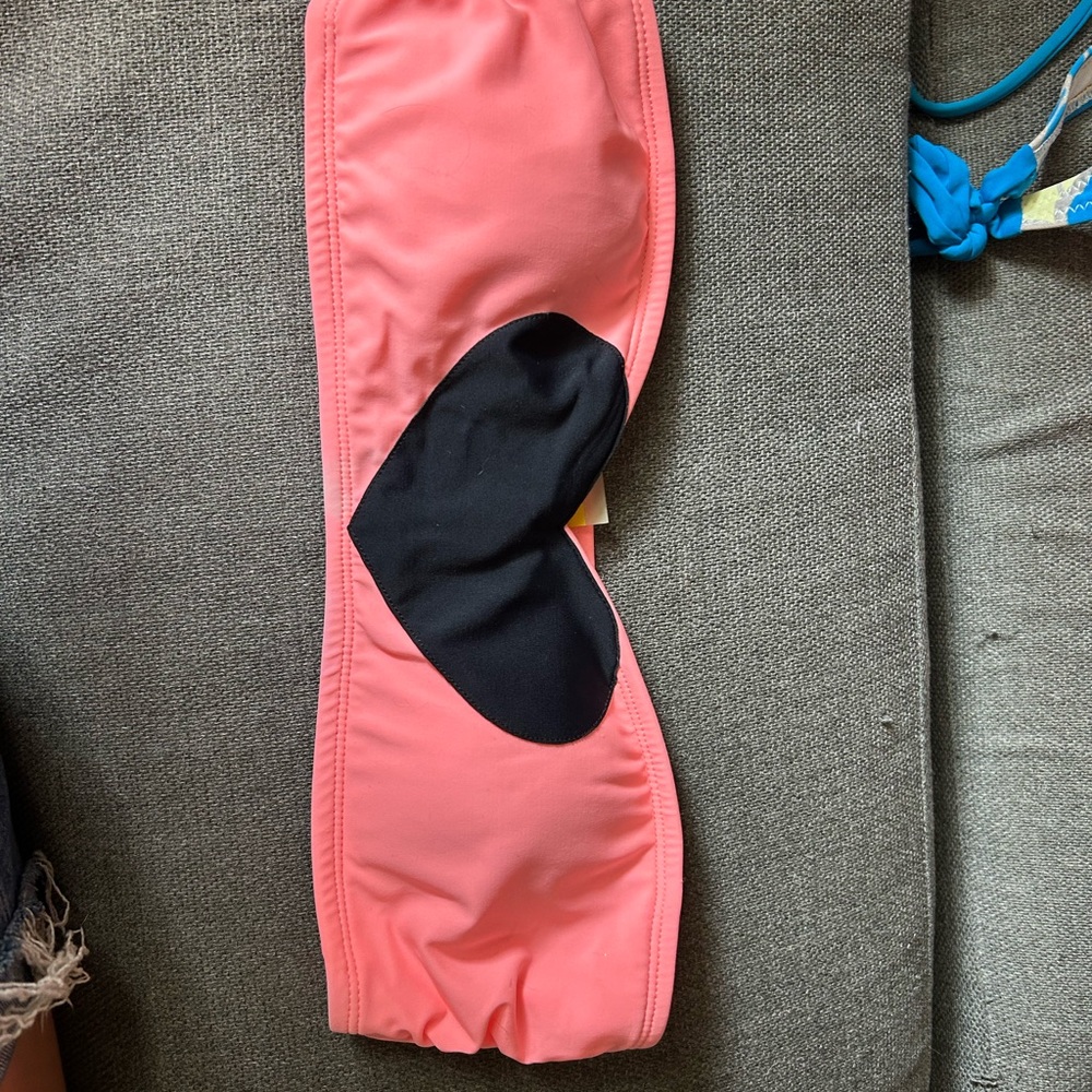 La Hearts Pink and Black Bikini Top